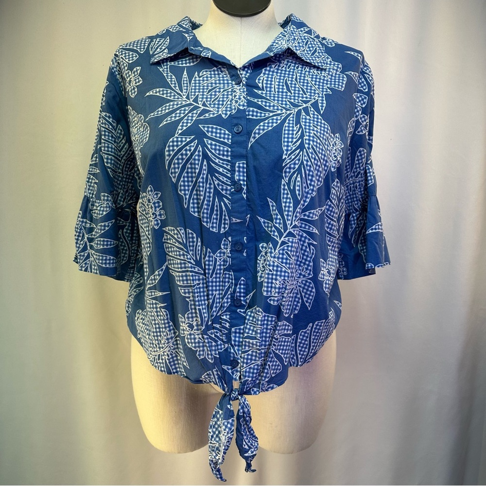CJ Banks 1X Blue 3/4 Bell Sleeve Tie Waist Collared Button Up Women’s Shirt